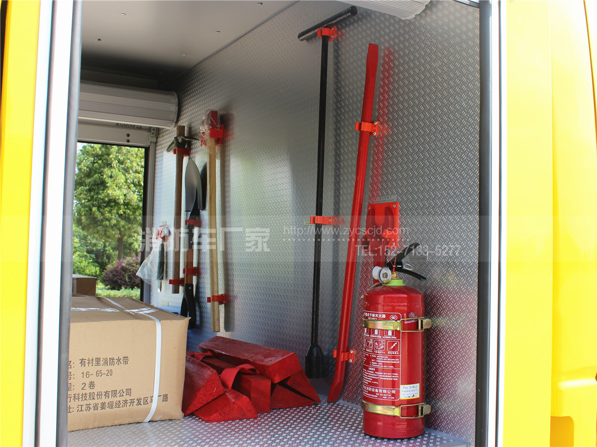 五十鈴700P水罐消防車 五十鈴700P水罐消防車