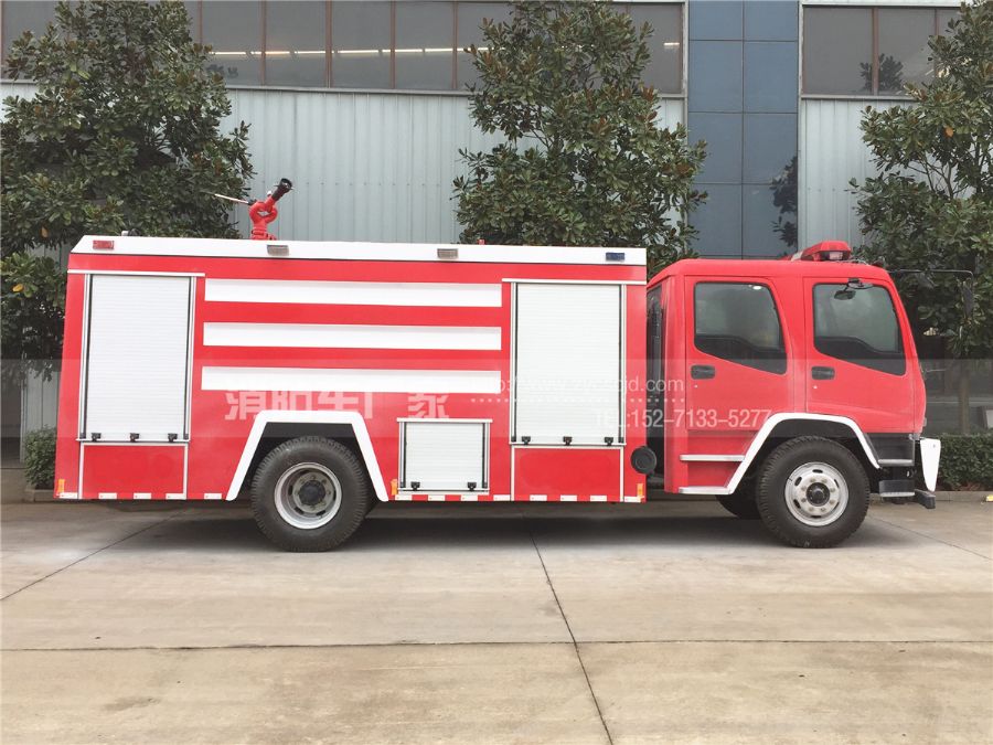 五十鈴8噸消防車 五十鈴8噸消防車