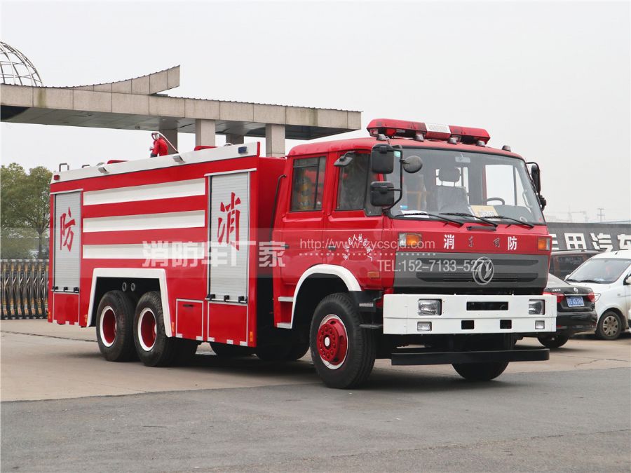 東風(fēng)12噸泡沫消防車(chē) 東風(fēng)12噸泡沫消防車(chē)