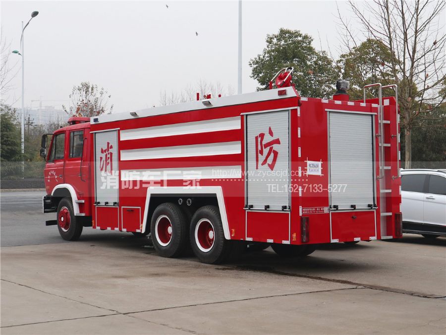 東風(fēng)12噸泡沫消防車(chē) 東風(fēng)12噸泡沫消防車(chē)